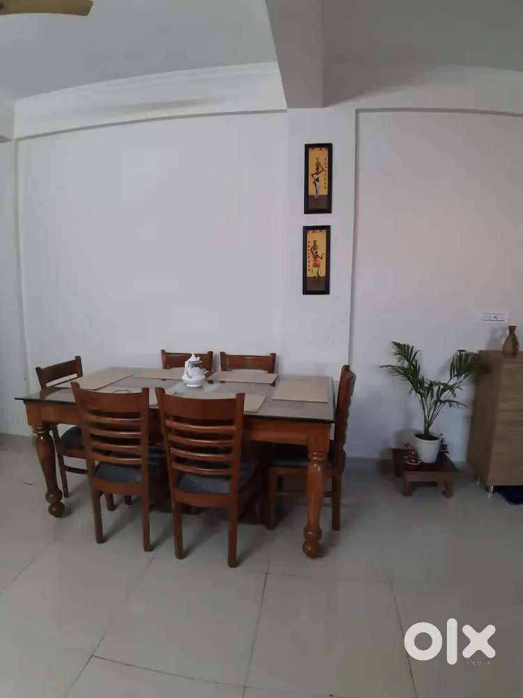 Indipendent without owner 2bhk furnished flat sailok gms road