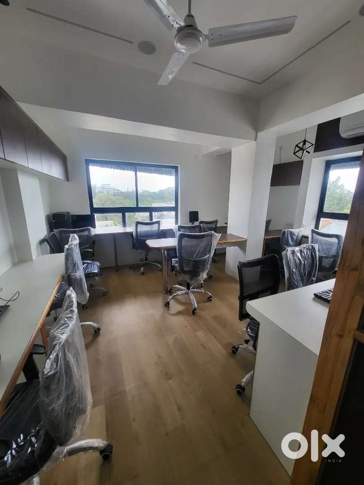 LUXURIOUS FULLY FURNISHED OFFICE AT RENT PALASIYA INDORE