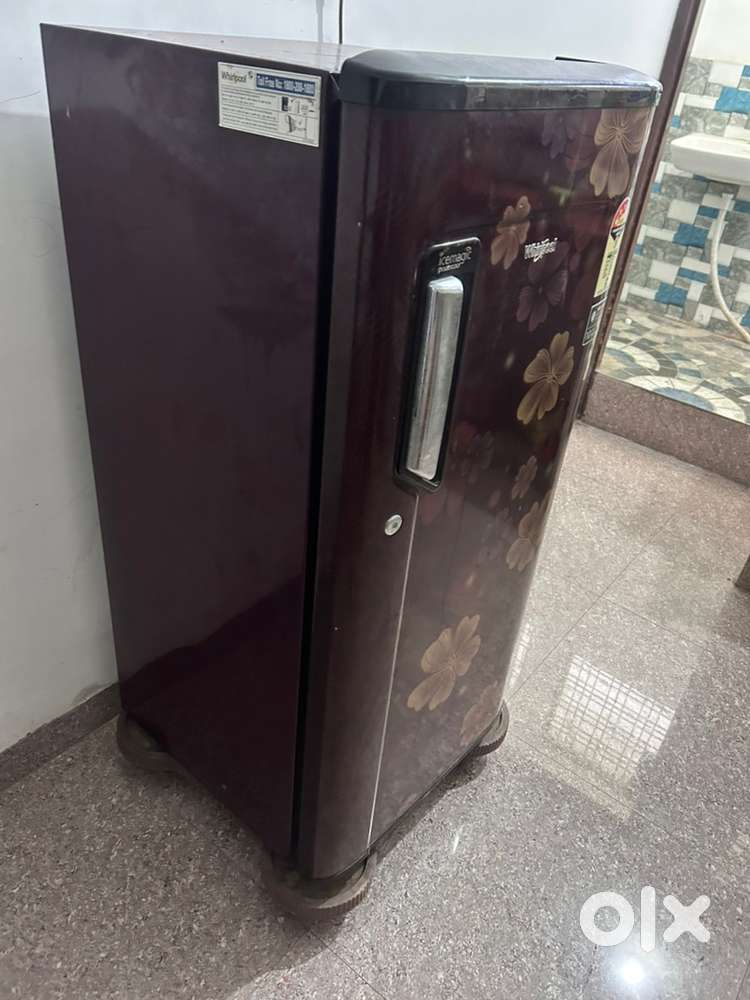 FOR SALE: Whirlpool Refrigerator