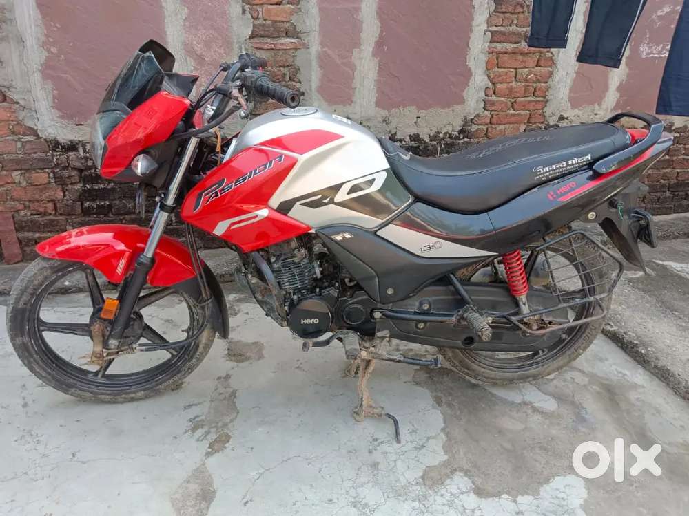 Bike me koai kami nhi ok condition me new betry 3 sarvice free h abhi