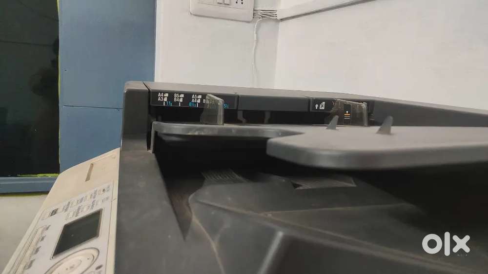 Print, scan xerox machine