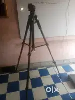 OSAKA ( PHOTO & VIDEO ) TRIPOD