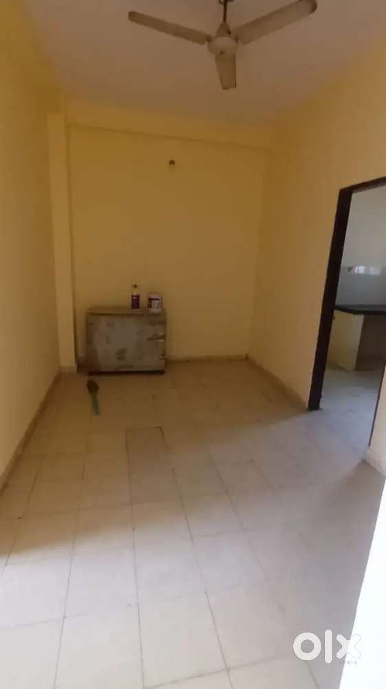 2 bhk dlat for resale in trilanga Colony