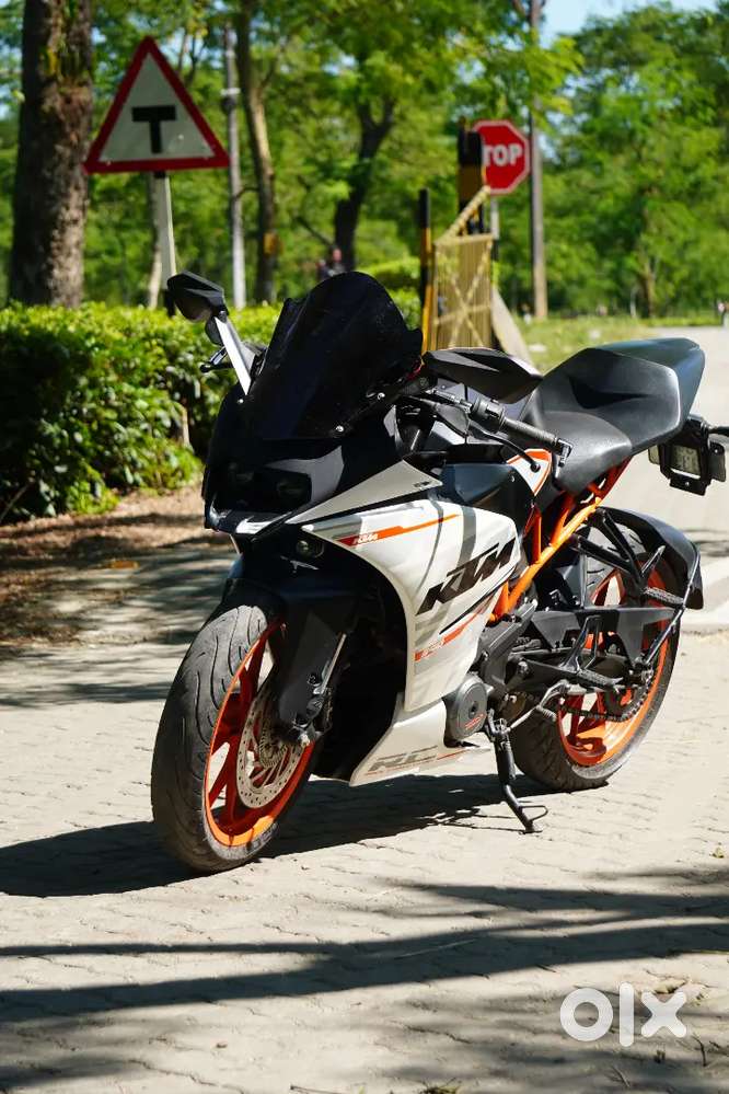 KTM RC 390 AT VERY GOOD CONDITION