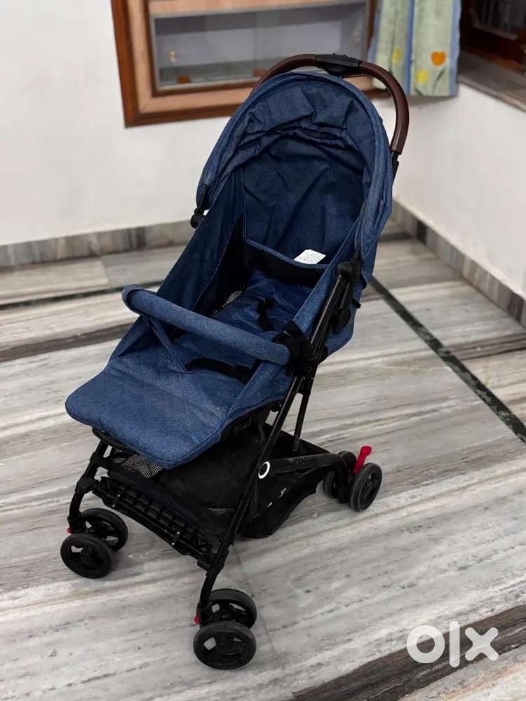 This is a Mylo Riviera Ultra-Light Premium Stroller