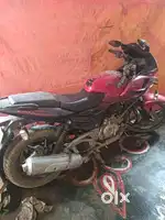 Pulsar 220F