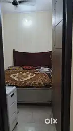 Need room renter urgently (student)