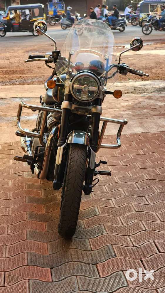 ROYAL ENFIELD SUPER METEOR 650