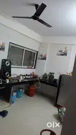 Urgently required 1 girl roomate from 1 oct