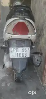 It is an TVS/wego scooty which have average about 45.