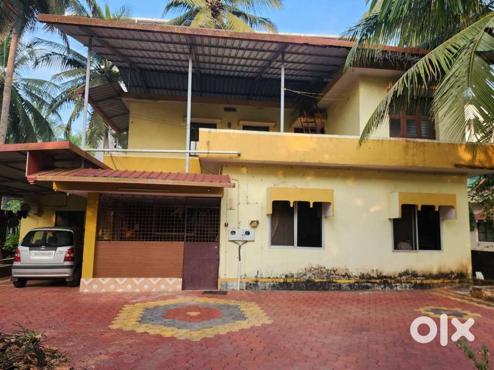 House on 1st floor for Vegetarians only