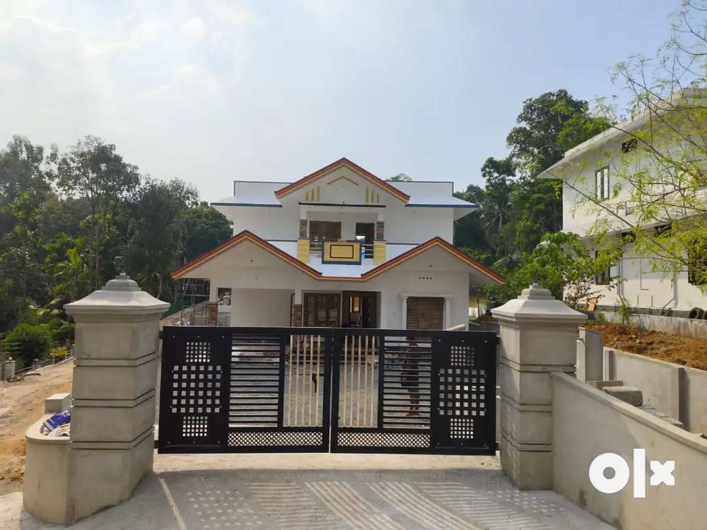 2200 square feet house with just 300 meter away from Uzhavoor town