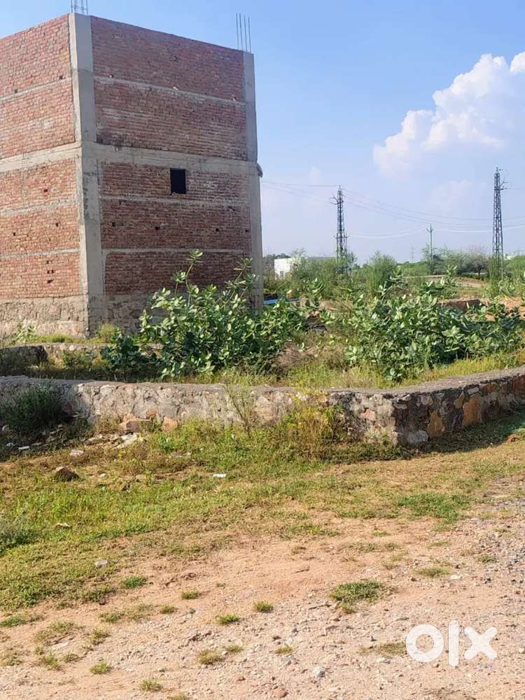 Plot on benar,daulatpura road