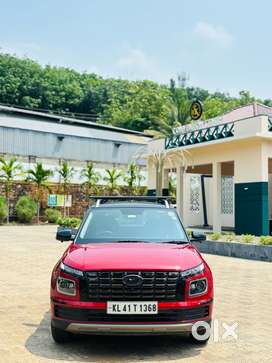 Hyundai Venue 1.2 S (O), 2022, Petrol