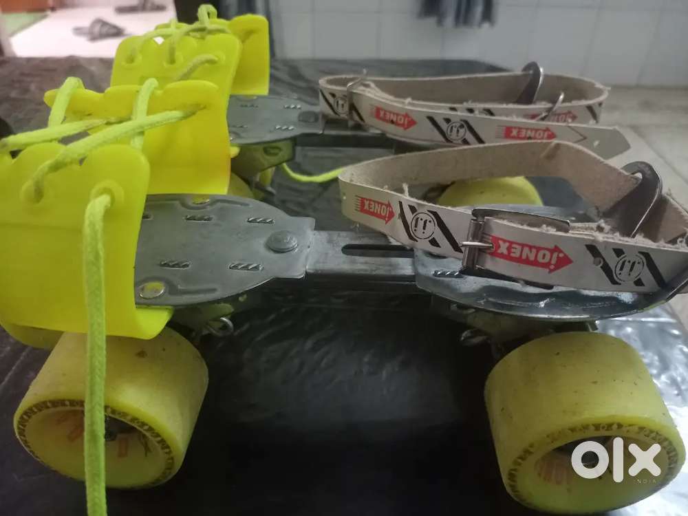 Skates with all gear