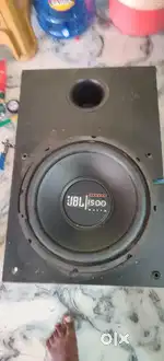 JBL 1500 w 12 inch Speakers