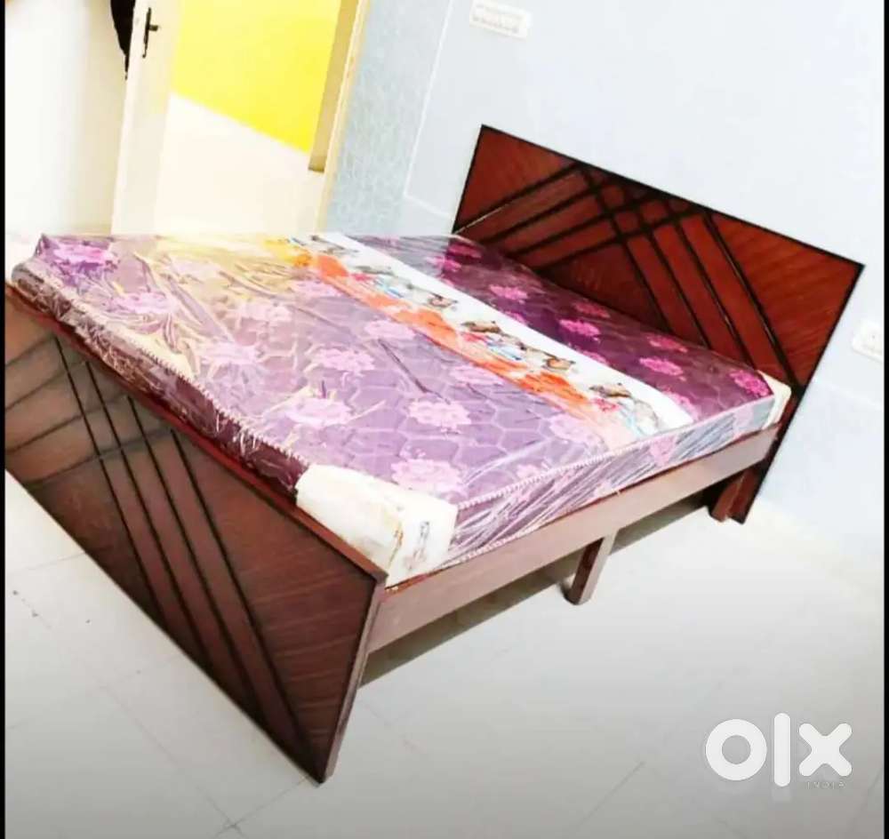 Brand new 4*6 queen size 5*6.5 king size 6*6.5 cots n all  furniture a