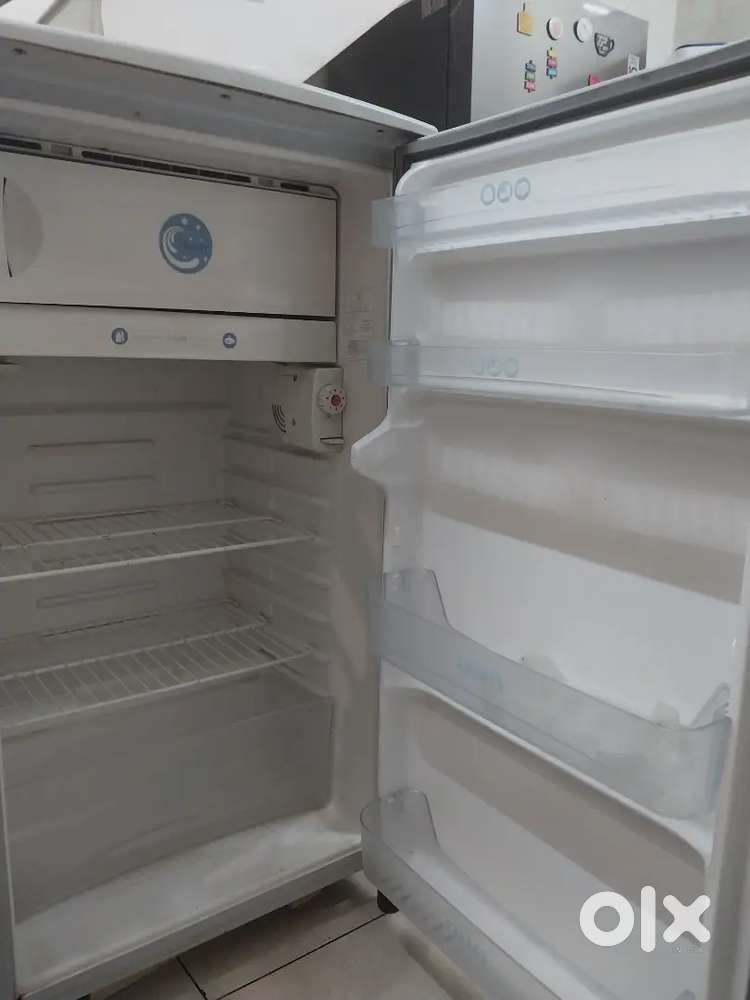 LG Refrigerator fridge single door (Very good condition )