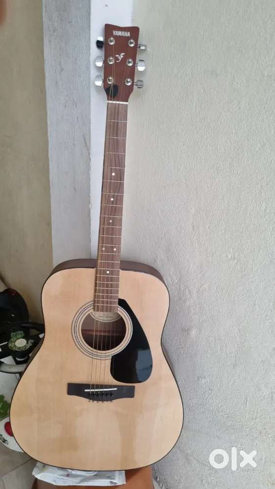 Yamaha acoustic guitar