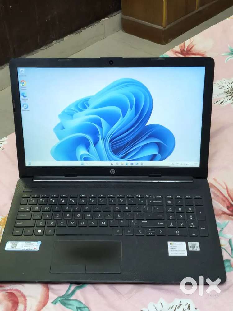 HP Laptop 15-da3xxx
Processor: RAM : 4GB (Expandable)
Storage:1TB HDD