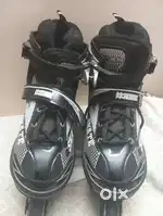 Skating shoes