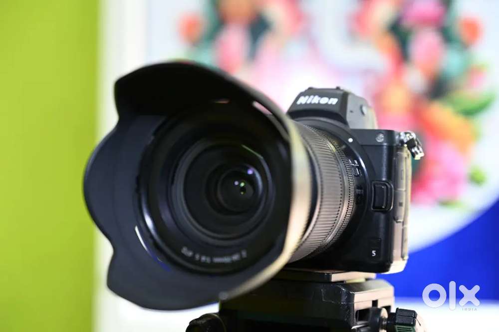 Nikon z5 Camera & Lens
