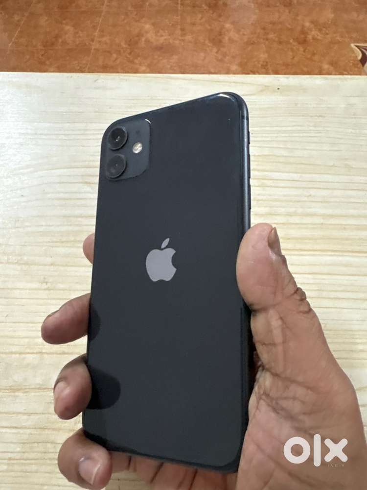 I Phone 11  Black 128 GB for sale