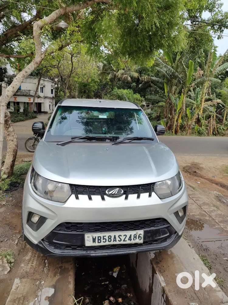 Mahindra kuv100 k8 6 sitar petrol