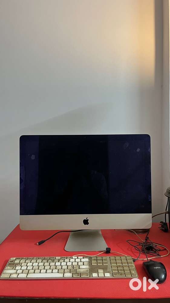 iMAC 21.5inch WITH 32GB RAM AND 1TB  SSD  EXCELLENT WORKING CONDITION