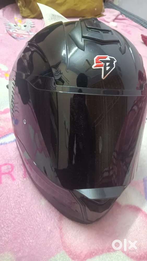 Steelbird SBH 57 glossy black helmet