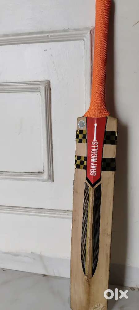 Gray nicholls gold edition 2.0 weight
