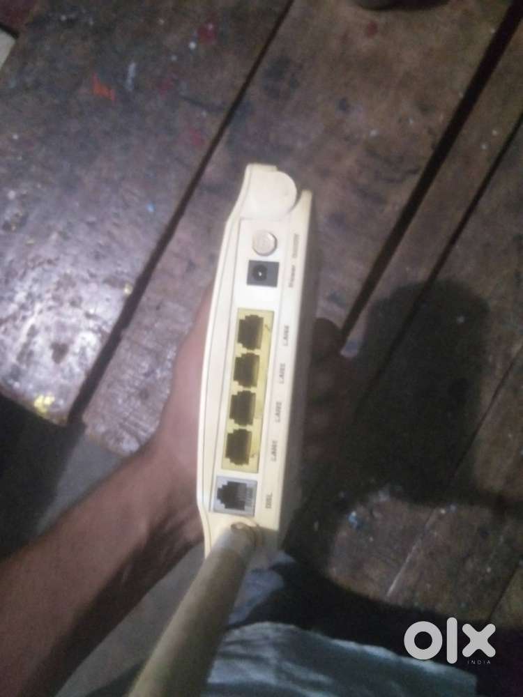 Wifi router with cable