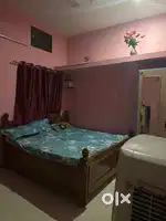 Need 2 roomates for flat this month only