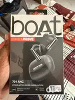 earbuds boat