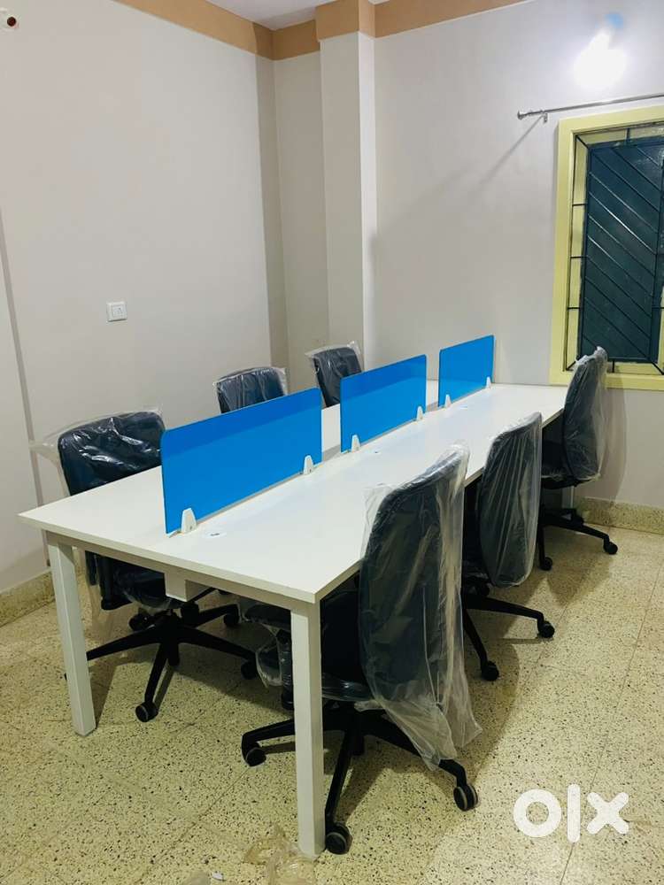 Brand new modular workstation with installation