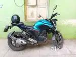 (•)Yamaha Fz25 (•)Condition-Medium (•) RC Book Available