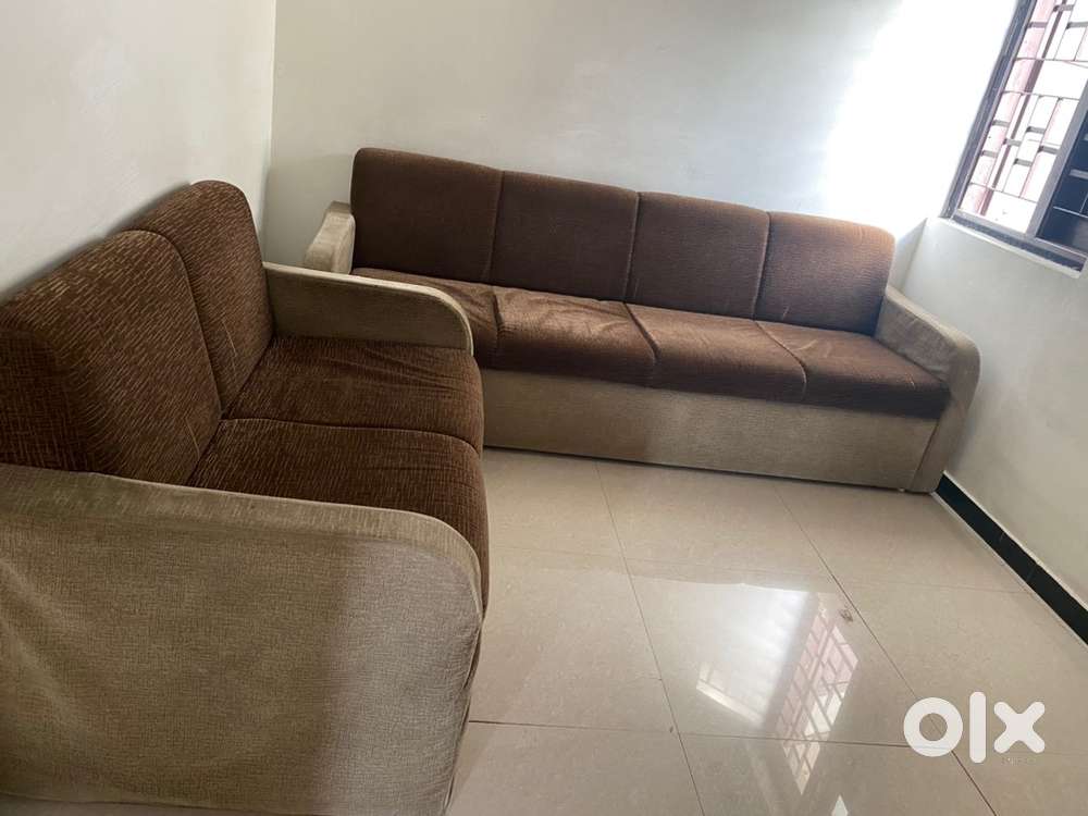 hey Sell sofa set