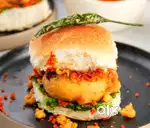 Samosa Kachori Chai Banane ke liye karigar chahiye