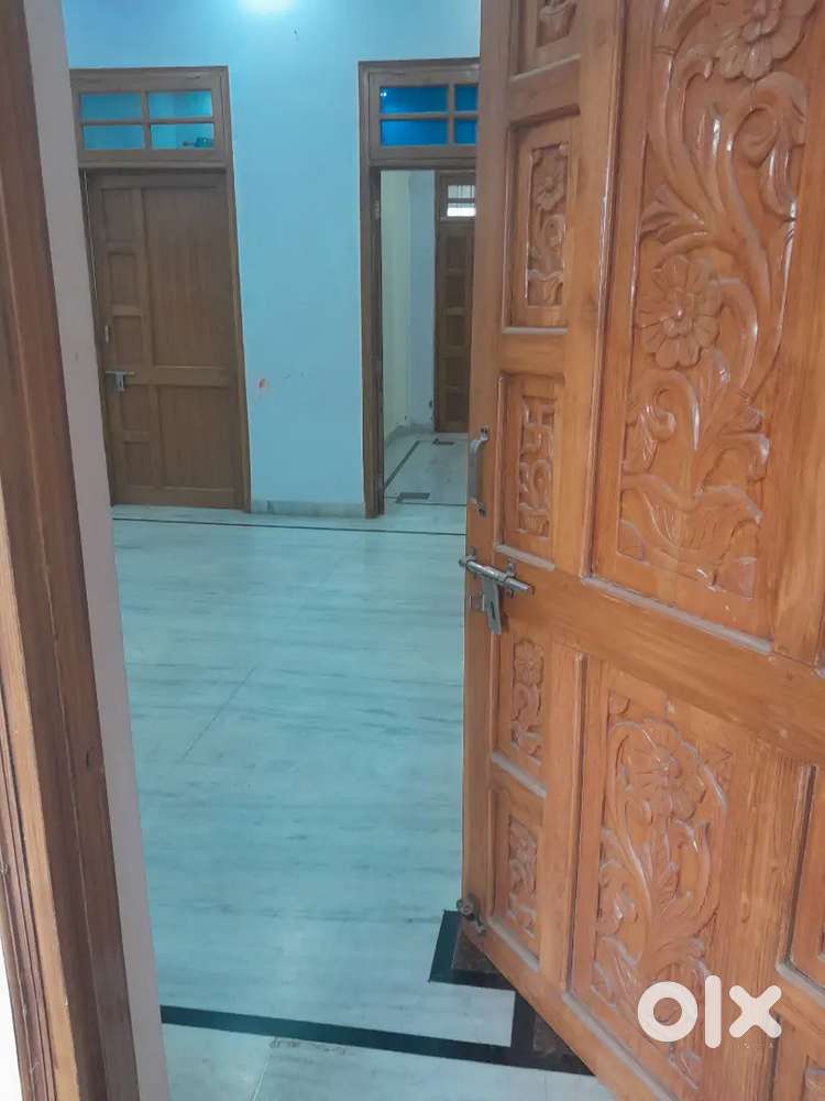 2 room set with lobby, kitchen and 2 bathrooms for rent