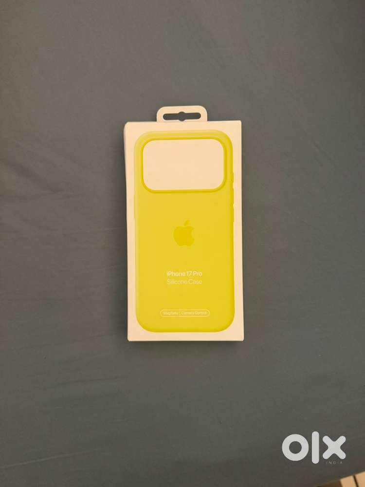 iPhone 17 Pro original unopened silicon case