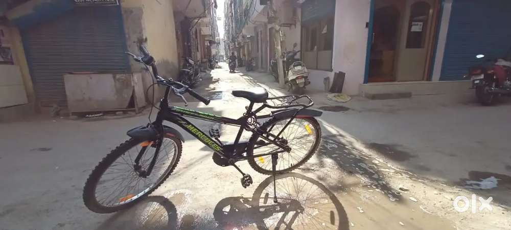 Hercules Street Rider 2023