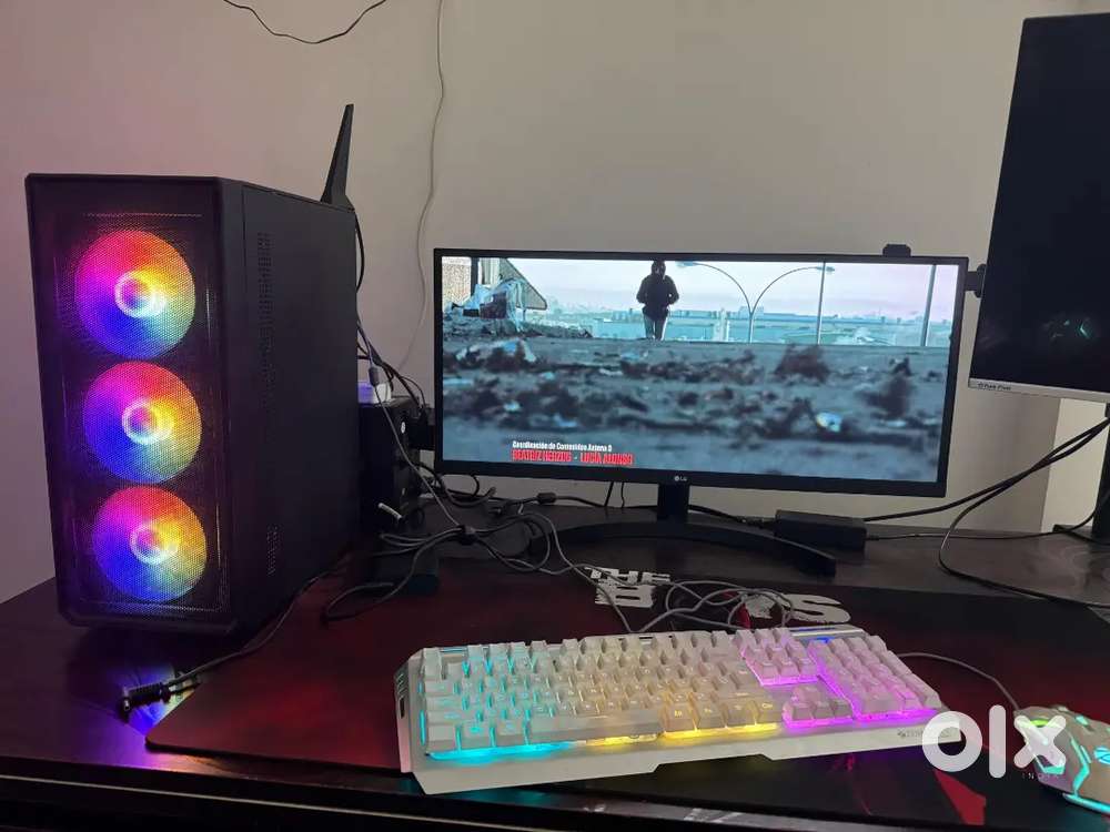 GAMING COMPUTER// VIDEO EDITING COMPUTER