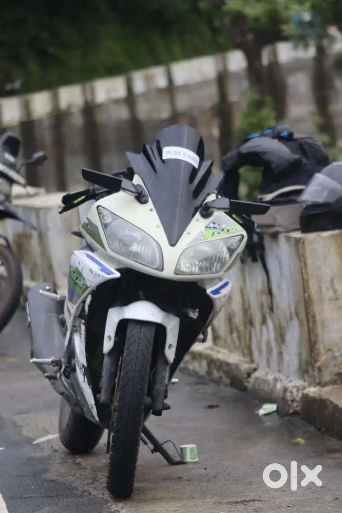 Well maintained , single owner ,new back tyre,48kmpl