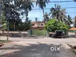 Plot with house for sale koyilandy,Kerala, 12Lakhs per Cent