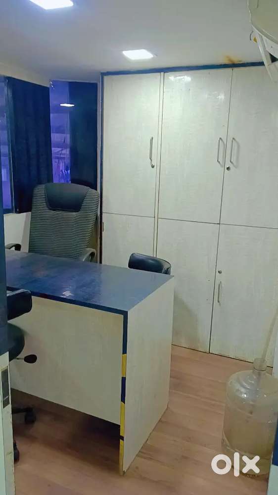FULLY FURNISHED WITH CENTRALISED AC OFFICE AVAILABLE FOR RENT