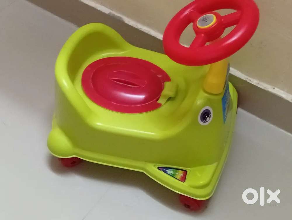 Baby potty seat scooter style with wheel potty seat