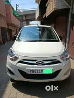 Hyundai i10 2016 Petrol 12000 Km Driven
