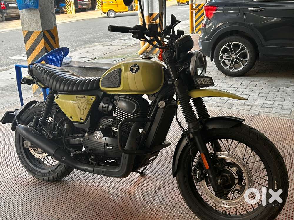 Scrambler- Yezdi - 350 CC