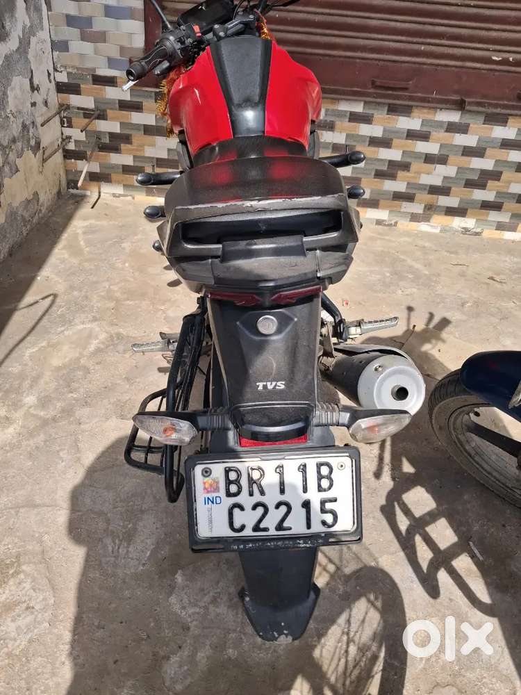 TVS RAIDER -125