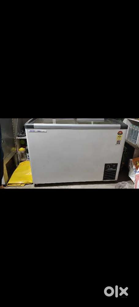 VOLTAS GLASS TOP 275 Liters